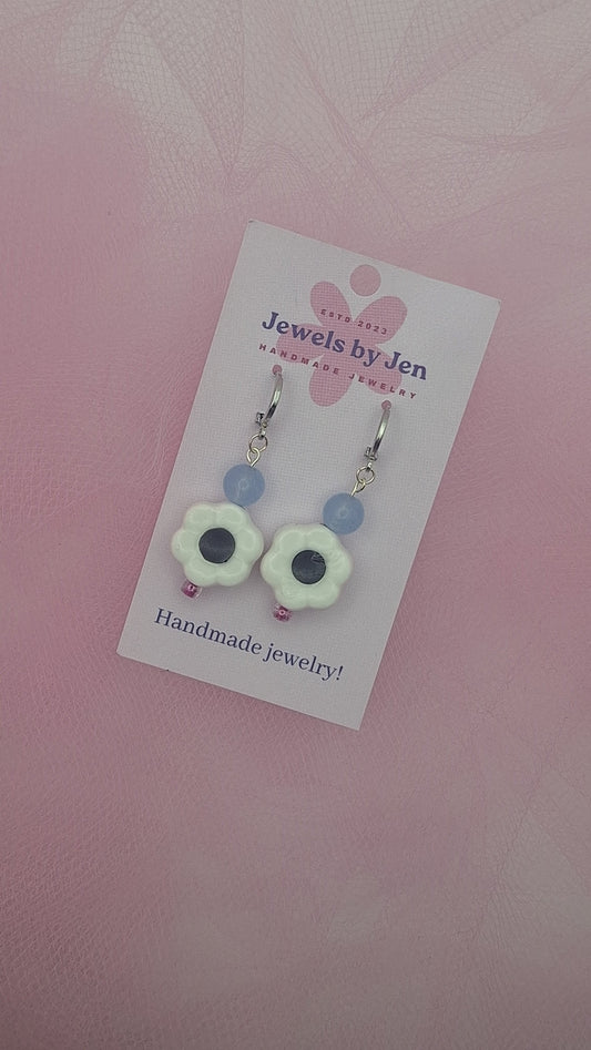 Blue Skies & Daisies Earrings